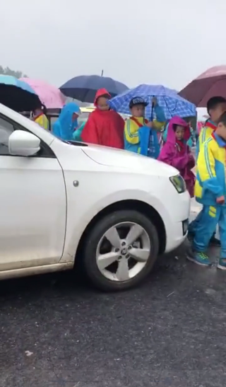 抖音魯R15V76是什么梗_抖音魯R15V76車(chē)牌是什么意思