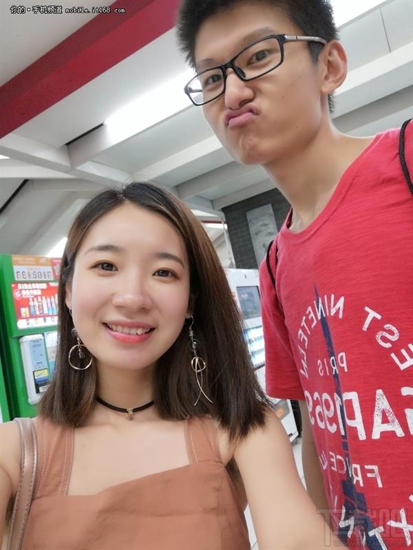 華為nova3相機怎么樣，好不好，美顏拍照、自拍美不美?